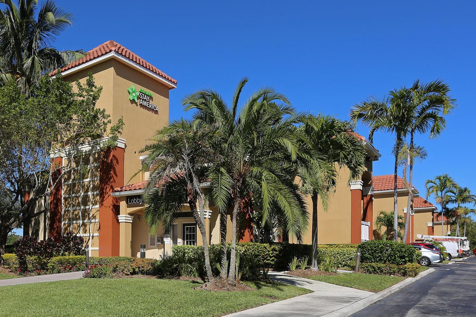Extended Stay America Suites – Boca Raton – Commerce